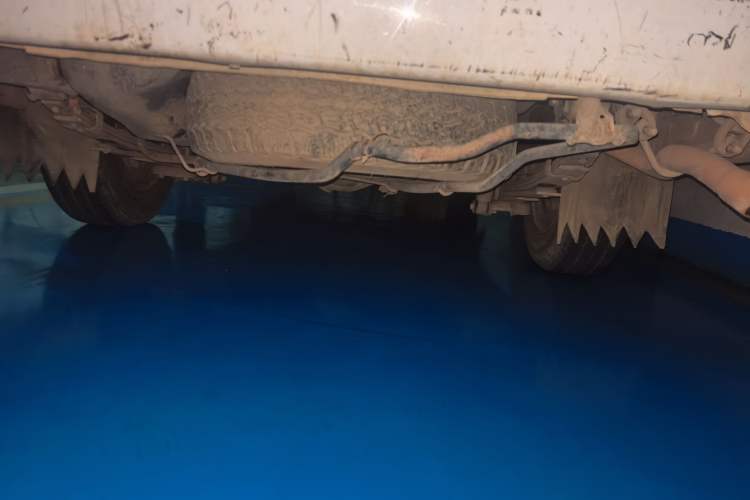 Used Jinbei Hiace 2014 2.0L Fifth-Generation Power King Classic V19 Chassis Rear