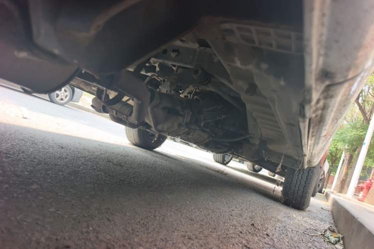Used Jinbei Hiace 2014 2.0L 5th Generation Kuaiyunwang Business Version 4G19 Chassis Rear Right