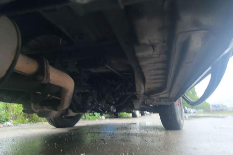 Used Jinbei Hiace 2014 2.0L Fifth-Generation Power King Classic V19 Chassis Rear Right
