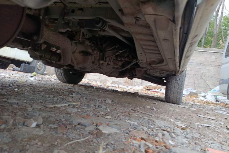 Used Jinbei Hiace 2014 2.0L 5th Generation Kuaiyunwang Business Version 4G19 Chassis Rear Right
