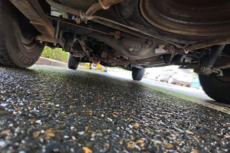 Used Jinbei Hiace 2014 2.0L 5th Generation Kuaiyunwang Business Version 4G20B Chassis Rear