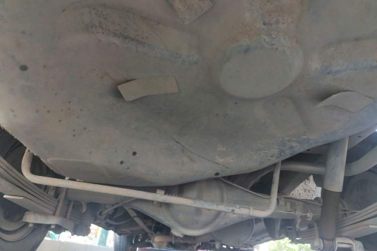 Used Jinbei Hiace 2014 2.0L 5th Generation Kuaiyunwang Business Version 4G20B Chassis Rear