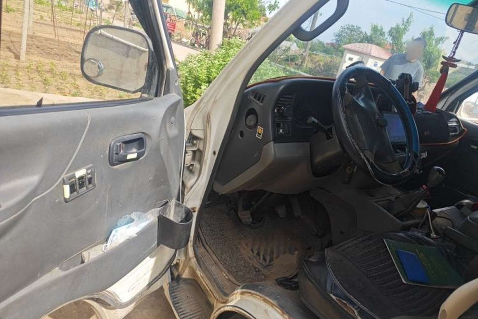 Used Jinbei Hiace 2014 2.0L 5th Generation Kuaiyunwang Business Version 4G20B Driver Seat