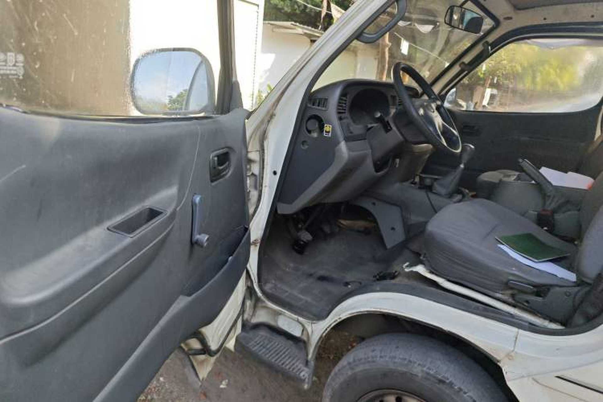 Used Jinbei Hiace 2014 2.0L Fifth-Generation Xiangyun Comfort Type 1 4G20C Driver Seat