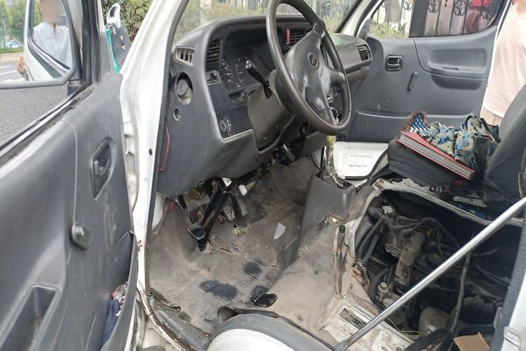 Used Jinbei Hiace 2014 2.0L Fifth-Generation Power King Classic V19 Driver Seat