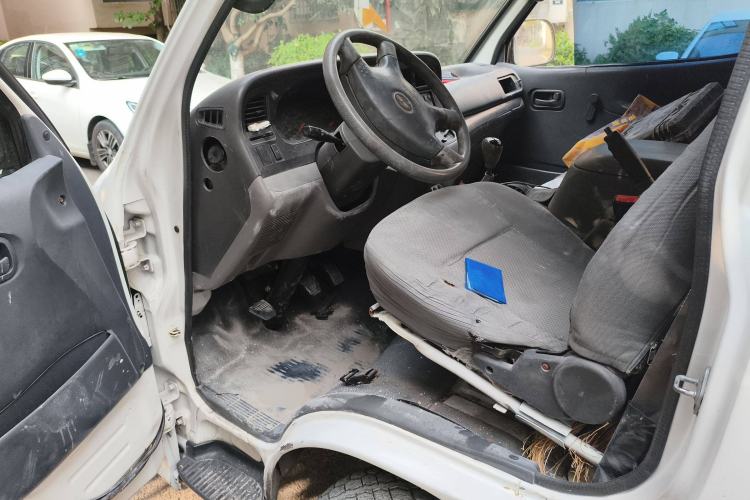 Used Jinbei Hiace 2014 2.0L Fifth-Generation Power King Classic V19 Driver Seat