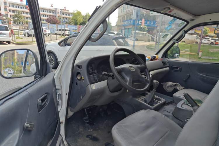 Used Jinbei Hiace 2014 2.0L 5th Generation Kuaiyunwang Business Version 4G21B Driver Seat