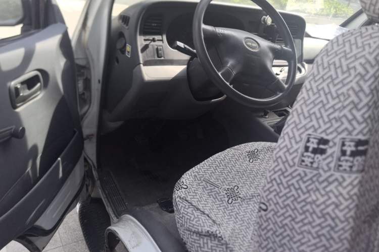Used Jinbei Hiace 2014 2.0L 5th Generation Kuaiyunwang Business Version 4G19 Driver Seat