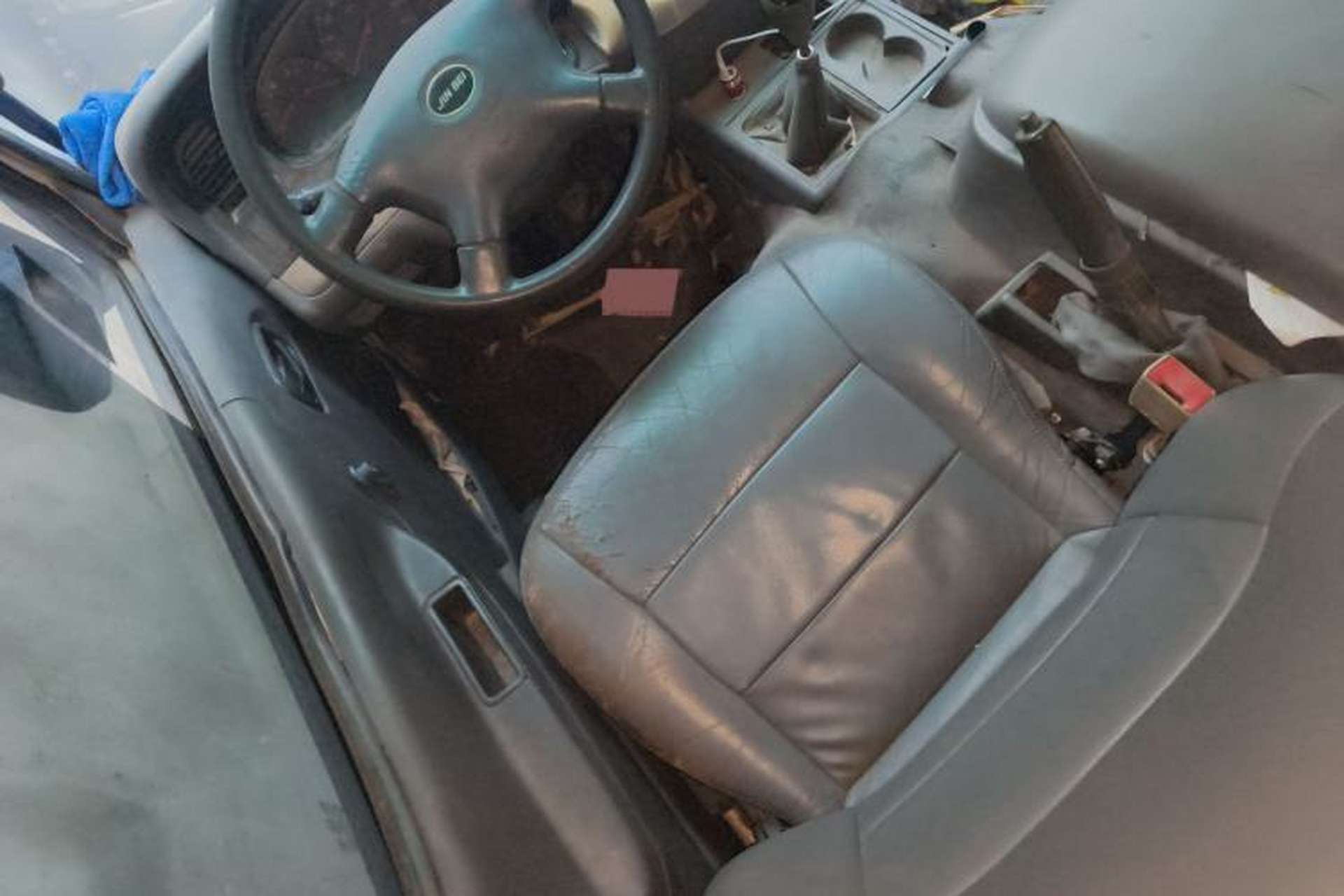 Used Jinbei Hiace 2014 2.0L 5th Generation Kuaiyunwang Business Version 4G20B Driver Seat