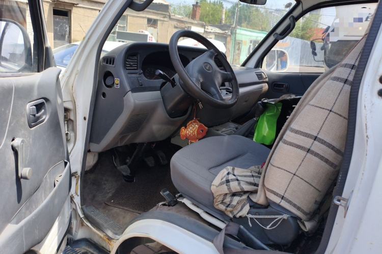Used Jinbei Hiace 2014 2.0L 5th Generation Kuaiyunwang Business Version 4G19 Driver Seat