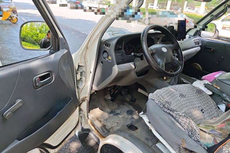 Used Jinbei Hiace 2014 2.0L 5th Generation Kuaiyunwang Business Version 4G20B Driver Seat
