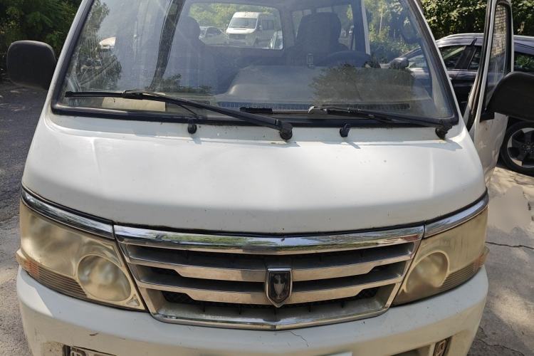 Used Jinbei Hiace  Engine Bay