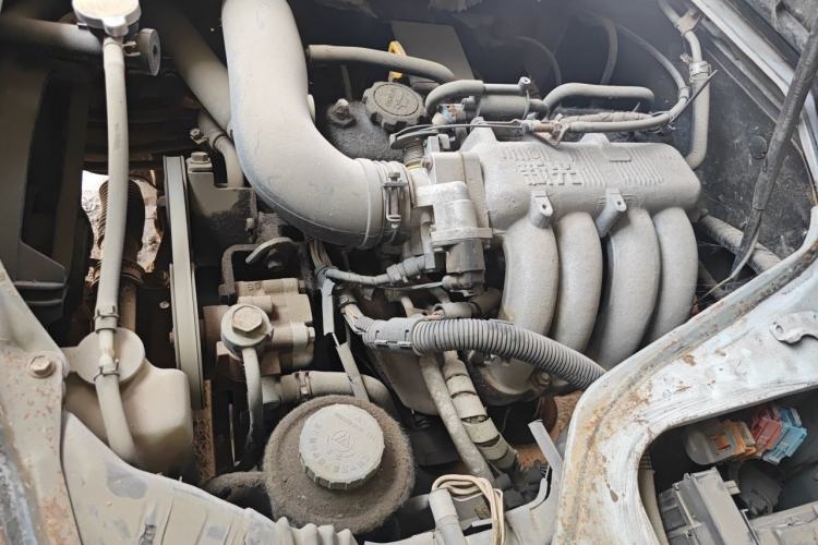 Used Jinbei Hiace  Engine Bay