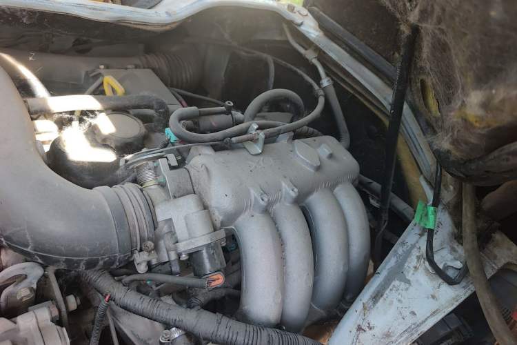 Used Jinbei Hiace 2014 2.0L 5th Generation Kuaiyunwang Business Version 4G19 Engine Bay Left