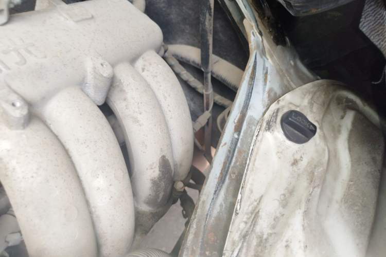 Used Jinbei Hiace 2014 2.0L Fifth-Generation Xiangyun Comfort Type 1 4G20C Engine Bay Left