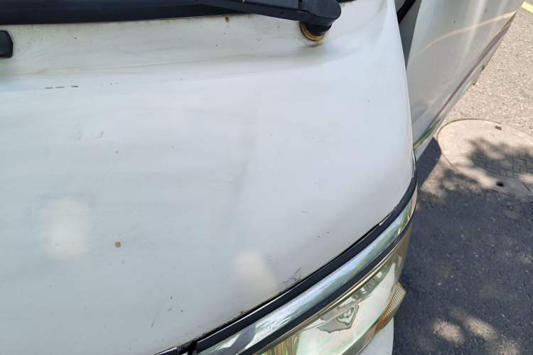 Used Jinbei Hiace 2014 2.0L Fifth-Generation Xiangyun Comfort Type 1 4G21C Engine Bay Left