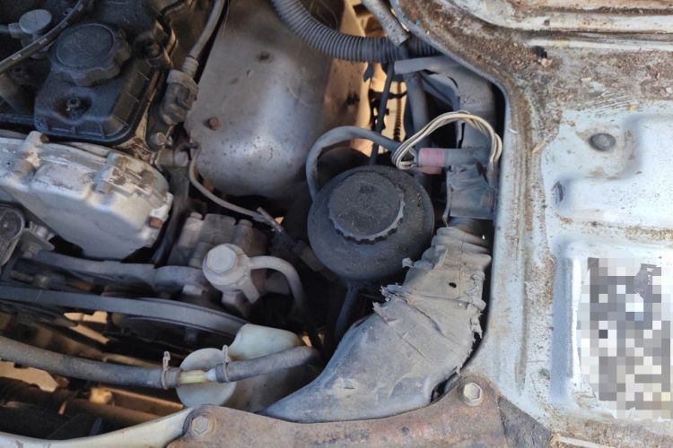 Used Jinbei Hiace 2014 2.0L Fifth-Generation Power King Classic 4G20D4B Engine Bay Left