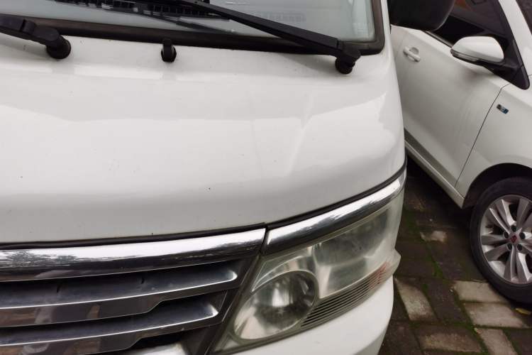 Used Jinbei Hiace 2014 2.0L 5th Generation Kuaiyunwang Business Version 4G20B Engine Bay Left