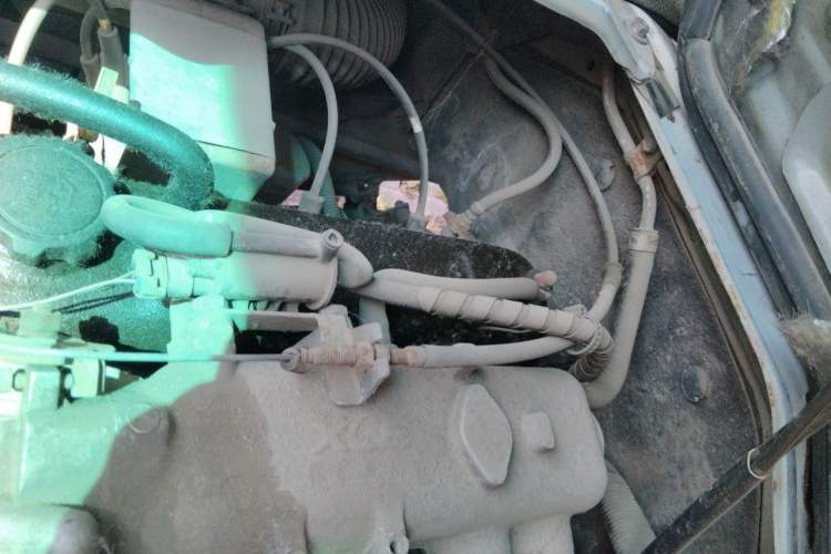 Used Jinbei Hiace 2014 2.0L 5th Generation Kuaiyunwang Business Version 4G19 Engine Bay Left