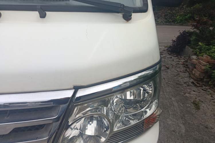 Used Jinbei Hiace 2014 2.0L Fifth-Generation Xiangyun Comfort Type 1 4G20C Engine Bay Left