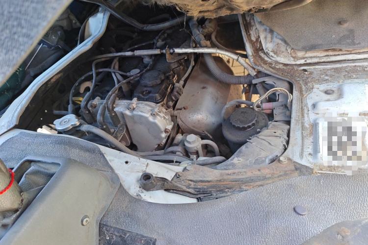 Used Jinbei Hiace 2014 2.0L Fifth-Generation Power King Classic 4G20D4B Engine Bay
