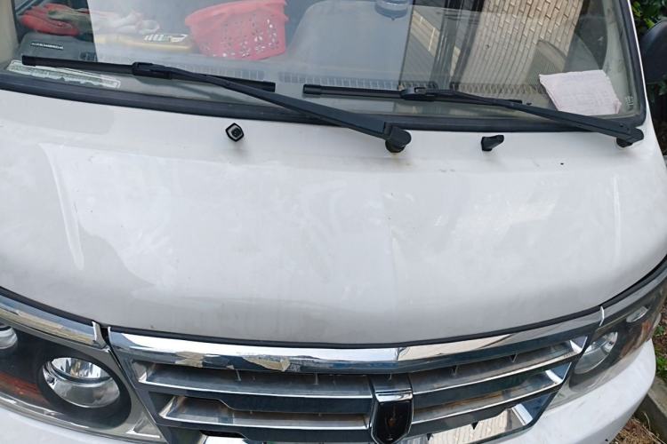 Used Jinbei Hiace 2014 2.0L 5th Generation Kuaiyunwang Business Version 4G19 Engine Bay