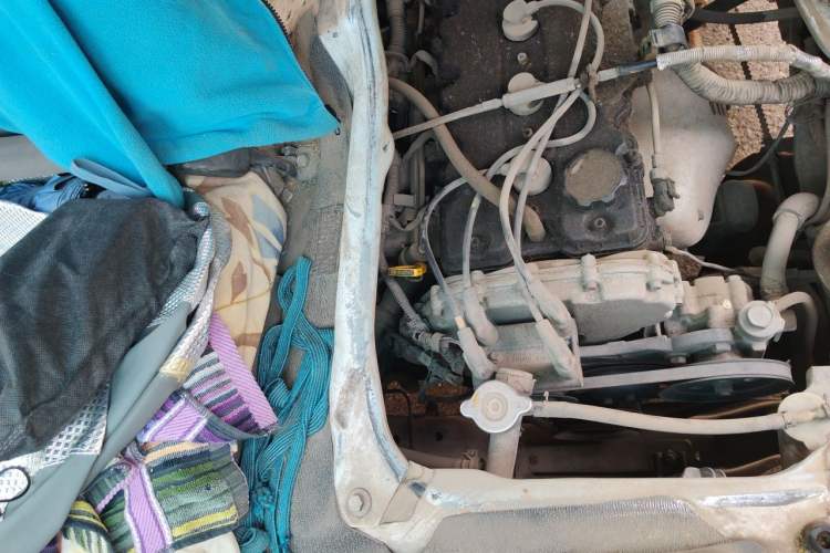 Used Jinbei Hiace  Engine Bay Right
