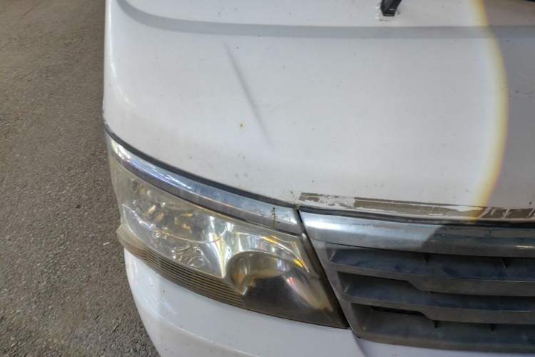 Used Jinbei Hiace 2014 2.0L 5th Generation Kuaiyunwang Business Version 4G19 Engine Bay Right