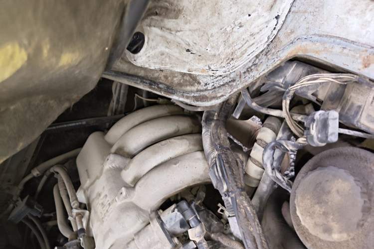 Used Jinbei Hiace  Engine Bay Right