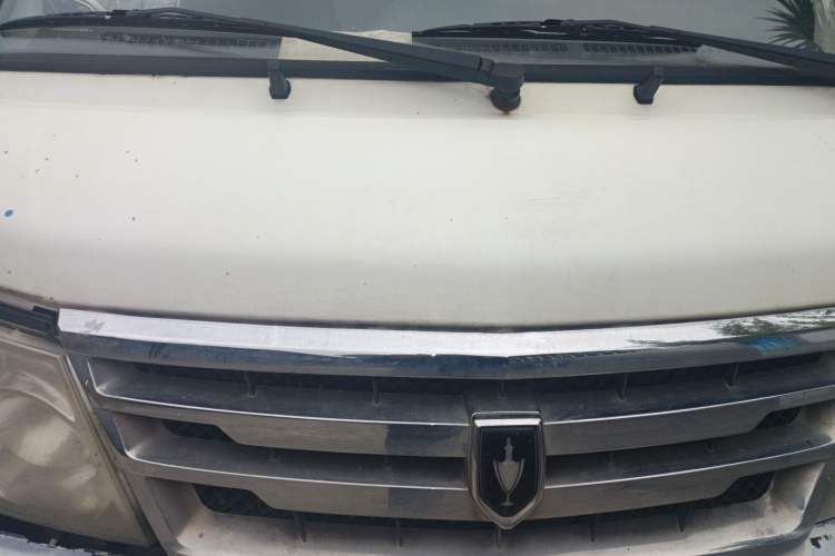Used Jinbei Hiace 2014 2.0L Fifth-Generation Xiangyun Comfort Type 1 4G20C Engine Bay