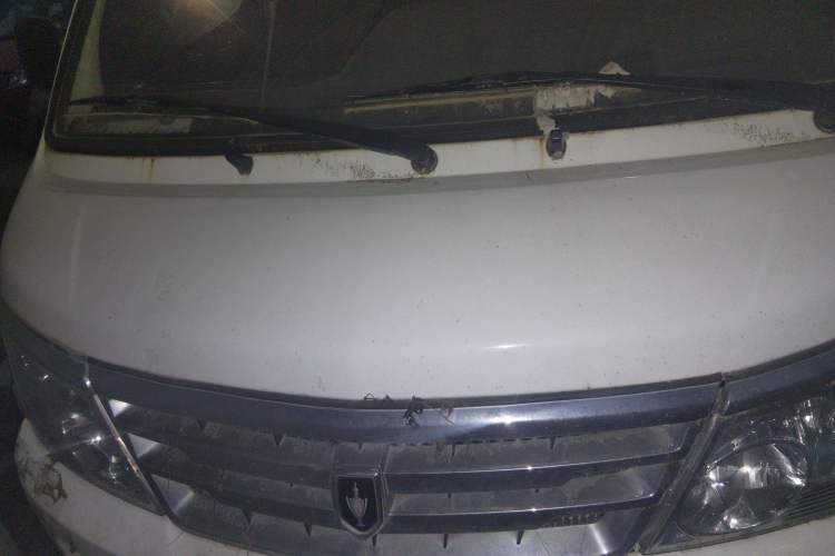 Used Jinbei Hiace 2014 2.0L 5th Generation Kuaiyunwang Business Version 4G19 Engine Bay