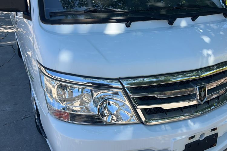 Used Jinbei Hiace 2014 2.0L Fifth-Generation Xiangyun Comfort Type 1 4G21C Exterior 7