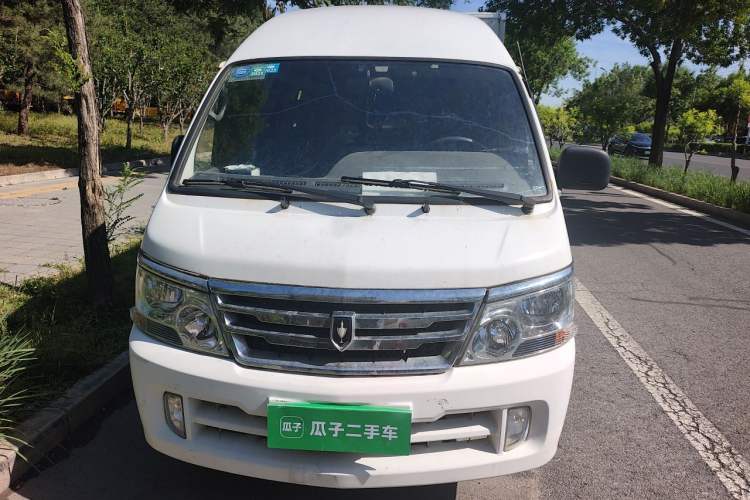 Used Jinbei Hiace 2014 2.0L 5th Generation Kuaiyunwang Business Version 4G19 Front
