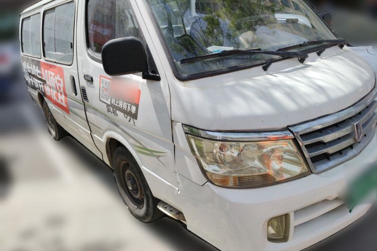 Used Jinbei Hiace 2014 2.0L Fifth-Generation Power King Classic V19 Front Right 45 Deg