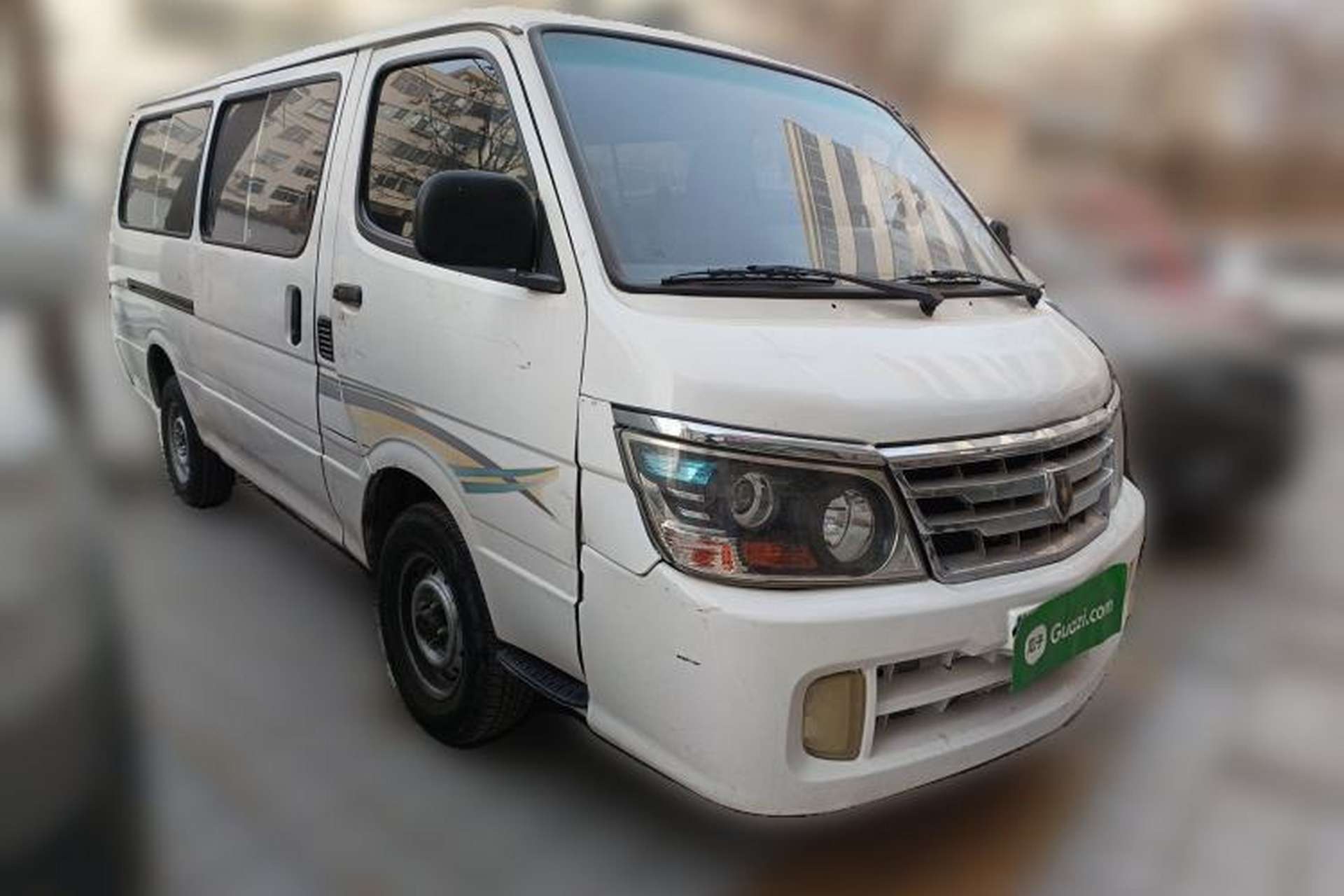Used Jinbei Hiace 2014 2.0L Fifth-Generation Xiangyun Comfort Type 1 4G21C Front Right 45 Deg