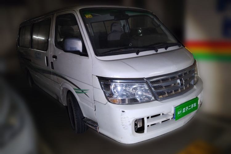 Used Jinbei Hiace 2014 2.0L Fifth-Generation Xiangyun Comfort Type 1 4G20C Front Right 45 Deg