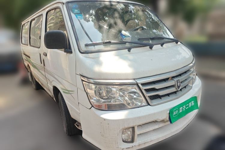 Used Jinbei Hiace 2014 2.0L Fifth-Generation Xiangyun Comfort Type 1 4G21C Front Right 45 Deg