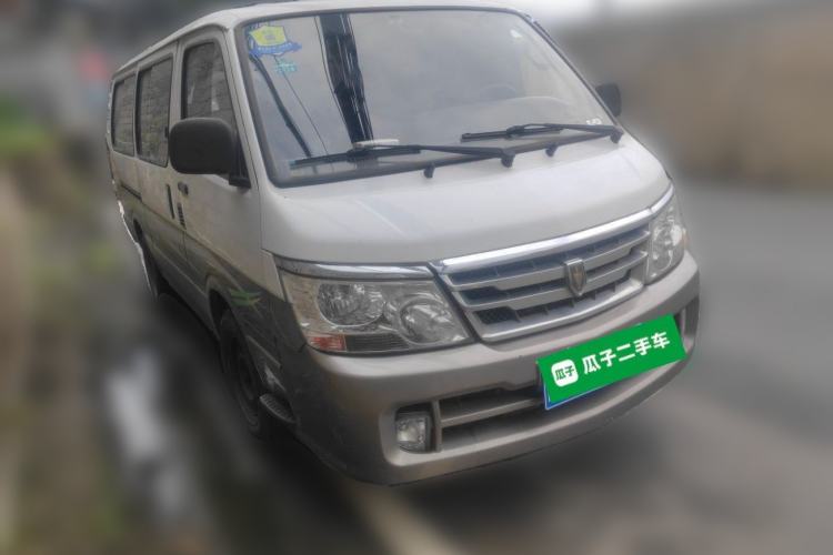 Used Jinbei Hiace 2014 2.0L Fifth-Generation Power King Classic V19 Front Right 45 Deg