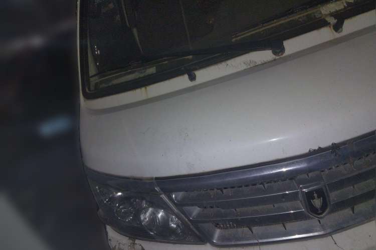 Used Jinbei Hiace 2014 2.0L 5th Generation Kuaiyunwang Business Version 4G19 Front Right 45 Deg