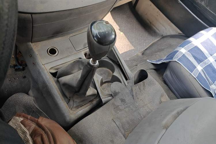 Used Jinbei Hiace  Gear Lever