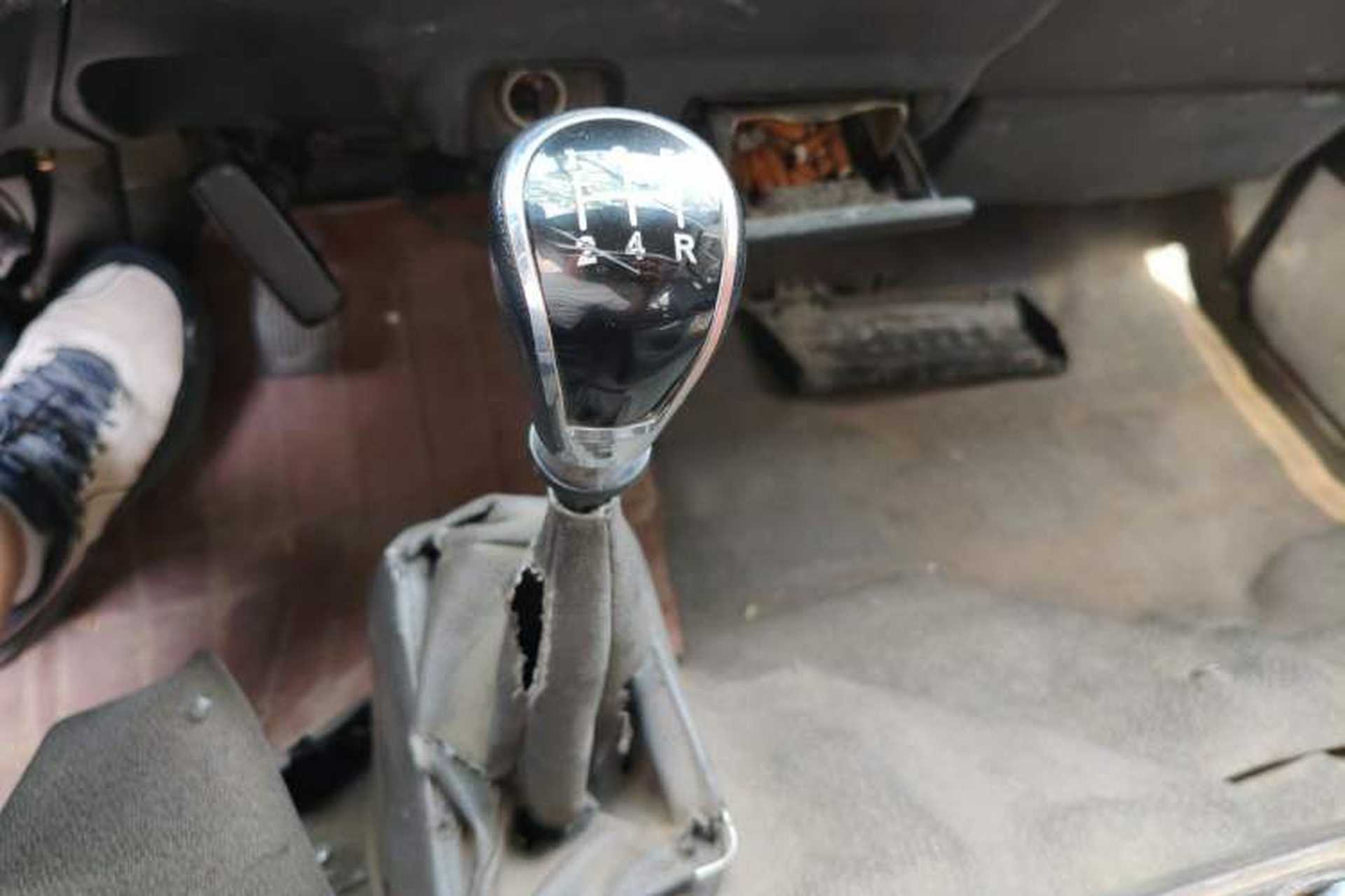 Used Jinbei Hiace 2014 2.0L Fifth-Generation Power King Classic V19 Gear Lever