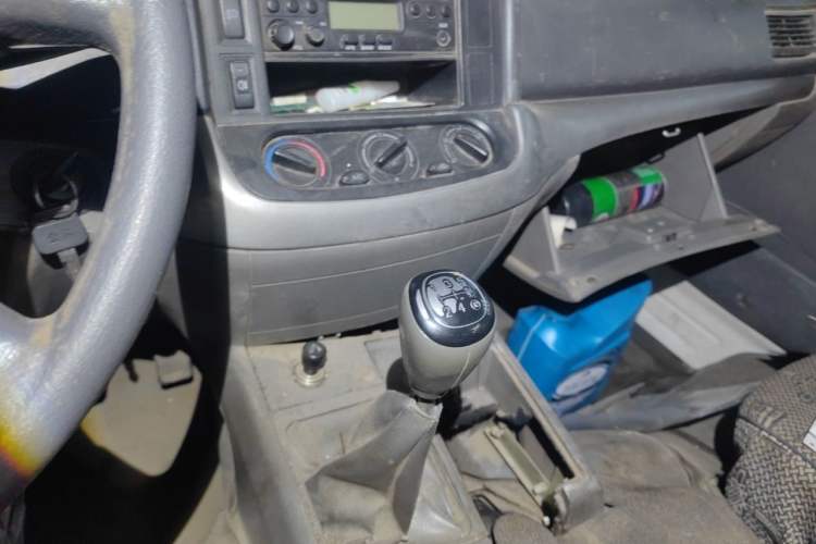 Used Jinbei Hiace 2014 2.0L 5th Generation Kuaiyunwang Business Version 4G19 Gear Lever