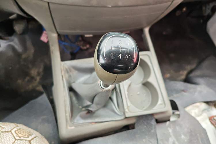 Used Jinbei Hiace 2014 2.0L Fifth-Generation Power King Classic V19 Gear Lever