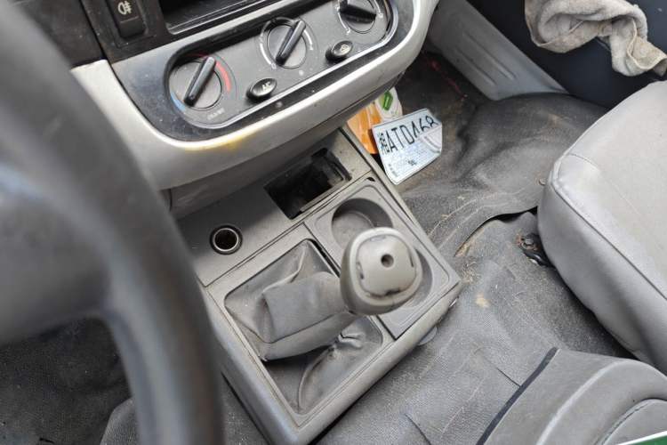 Used Jinbei Hiace 2014 2.0L 5th Generation Kuaiyunwang Business Version 4G21B Gear Lever