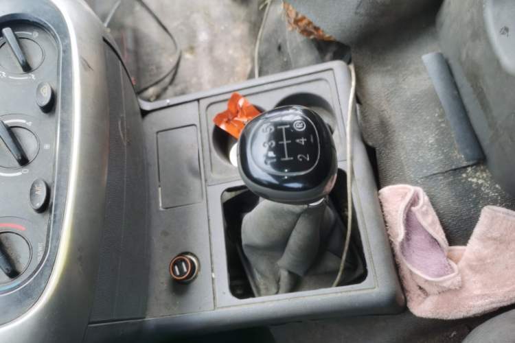 Used Jinbei Hiace 2014 2.0L 5th Generation Kuaiyunwang Business Version 4G19 Gear Lever