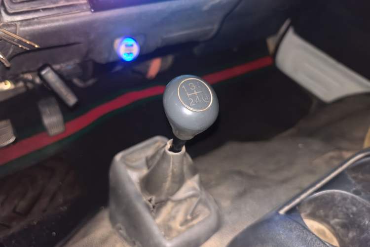 Used Jinbei Hiace 2014 2.0L Fifth-Generation Power King Classic V19 Gear Lever