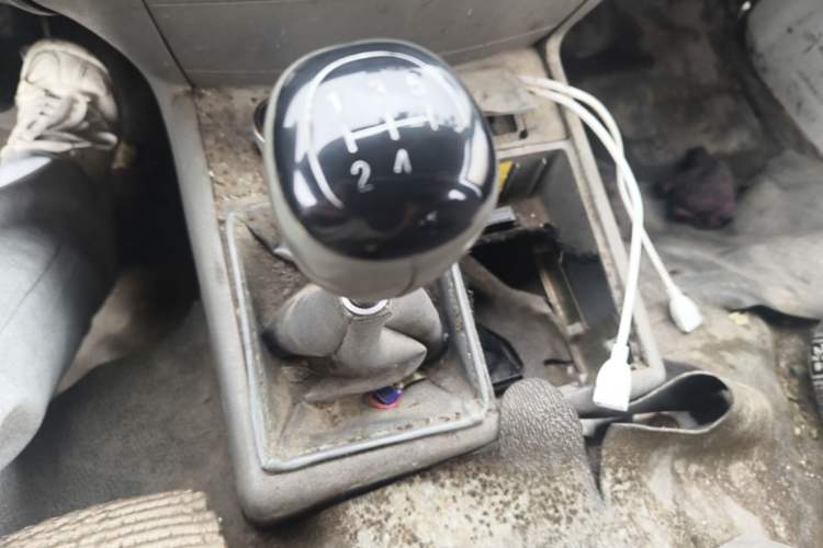 Used Jinbei Hiace 2014 2.0L Fifth-Generation Power King Classic V19 Gear Lever