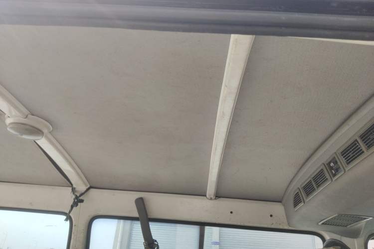 Used Jinbei Hiace 2014 2.0L 5th Generation Kuaiyunwang Business Version 4G19 Headliner