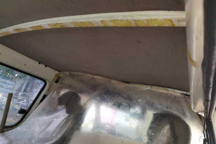 Used Jinbei Hiace 2014 2.0L 5th Generation Kuaiyunwang Business Version 4G19 Headliner