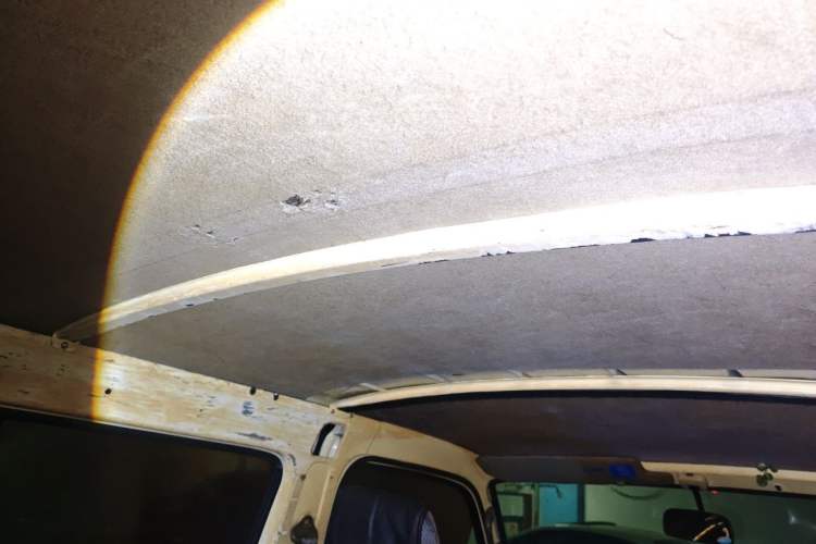 Used Jinbei Hiace 2014 2.0L Fifth-Generation Xiangyun Comfort Type 1 4G20C Headliner